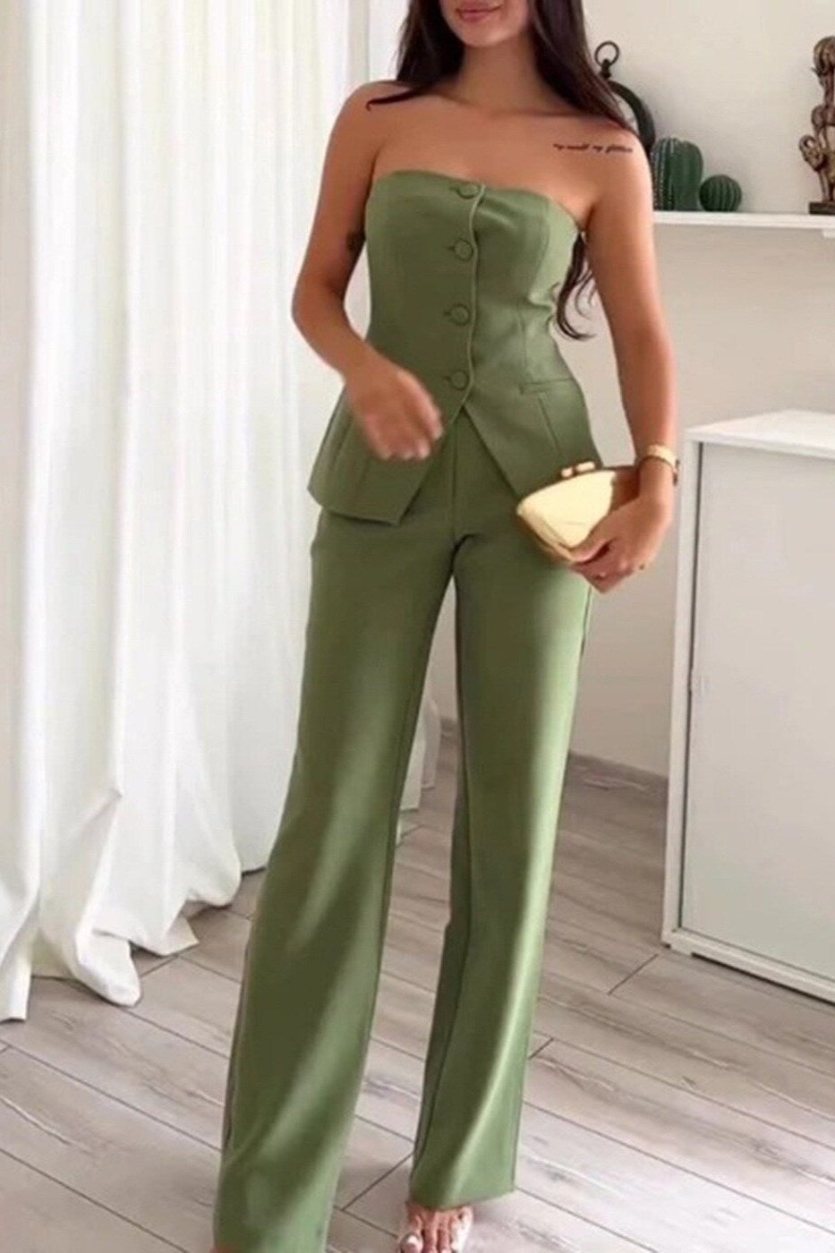 BRIA - Conjunto de Dos Piezas sin Mangas con Botones