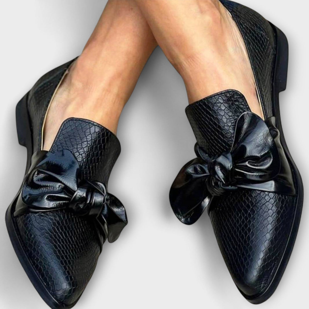 Claudia™ | Mocasín con Lazo